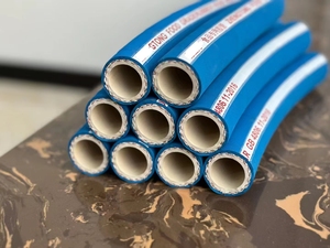 Tubo <span class=keywords><strong>Flessibile</strong></span> <span class=keywords><strong>per</strong></span> Alimenti Facile da Pulire con Rivestimento in Tessuto Blu e Fodera Bianca Liscia <span class=keywords><strong>per</strong></span> Applicazioni di Catering - Product Image 2