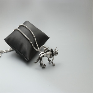 Collar con Colgante de Dinosaurio Esqueleto, Acero Inoxidable, Estilo Vintage, Joyería de Regalo para Hombres y Mujeres, Accesorio de Moda - Product Image 3