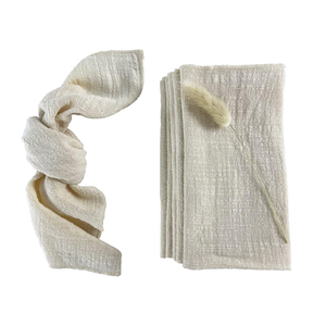 Nappe en lin brodé et serviettes en coton coordonnées pour mariages Collection de printemps Accessoires décoratifs - Product Image 1