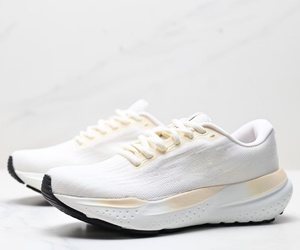 Chaussures de course pour femmes Brookes Glycerin Series - Style doux blanc crème - Modèle polyvalent pour un usage quotidien - Product Image 3