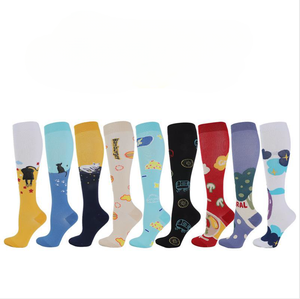 Nhà Máy Trực Tiếp Ưa Thích Thể Thao Nén Vớ Nhiều Màu Người Đàn Ông Và Phụ Nữ Ngoài Trời Chạy Vớ - Product Image 2