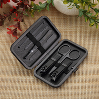 Kit professionnel de soins des ongles en acier inoxydable 16 pièces pour hommes et femmes, ensemble de manucure et pédicure avec boîte de luxe en cadeau