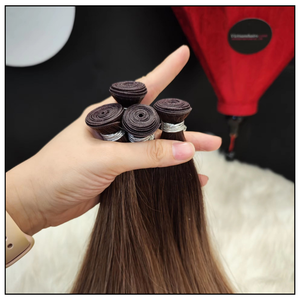 Extensions de cheveux humains de luxe Genius Weft, densité totale, pointes lisses, longue durée, qualité salon - Product Image 1