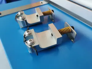 Mesin Pemotong Alur V Listrik Otomatis Mesin Grooving Kardus V untuk Kotak Kaku