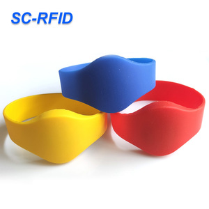 Braccialetto in Silicone Impermeabile NFC Popolare con Chip RFID TK4100/F08, Codice QR Ecologico per Identificazione e Membership - Product Image 1