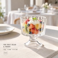 Bol à salade de fruits cannelé sur pied 280ml 94mm en verre transparent côtelé ODM OEM pour yaourt, fromage blanc, kiwi, mangue, agrumes, papaye