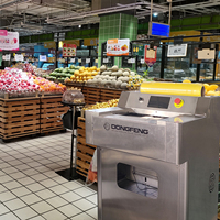 Automatische clingfilm verpakkingsmachine van SUS304 staal voor slagerijen en delicatessen, hoge snelheid pluimvee tray-wrapping met strakke afdichting