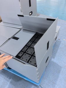 Sistema di Pavimentazione Rialzata Modulare Senza Attrezzi, Effetto Legno e Moquette, Montaggio Rapido per Fiere ed Eventi - Product Image 6