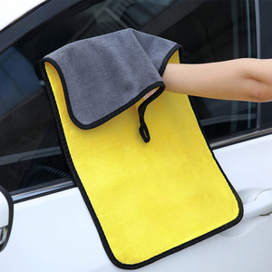 Serviette de lavage de voiture à séchage rapide, épaisse et absorbante, en velours corail, pour le nettoyage de la voiture - Product Image 1