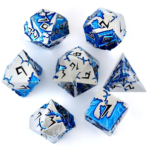Set di 7 Dadi Poliedrici in Metallo con Logo Personalizzato, Design Drago Blu e Serpente, per Giochi di Ruolo D&D e Giochi da Tavolo - Product Image 3