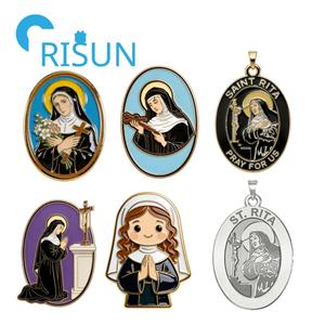 Medaglia Personalizzata di Santa <span class=keywords><strong>Rita</strong></span> da Cascia all'Ingrosso, Ciondolo Medaglione Religioso Cattolico Personalizzabile - Product Image 1