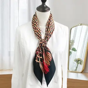 High quality winter and winter European and American woven silk printed silk crepe 100% silk shawl women's 90*90cm square scarf