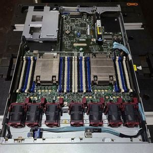 เซิร์ฟเวอร์มือสอง DL360 Gen9 8SFF พร้อมโปรเซสเซอร์ Intel Xeon E5-2620v3 แรม 16GB DDR4 ฮาร์ดดิสก์ 3TB พร้อมชั้นวางฮาร์ดดิสก์ สภาพดีเยี่ยมสำหรับผู้ใช้เซิร์ฟเวอร์ - Product Image 5