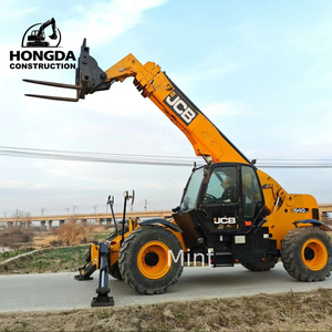 JCB 540-140 Chargeuse télescopique haute portée 4WD d'occasion, avec chargeur rotatif d'une capacité de 4 tonnes et de faibles heures - Product Image 1