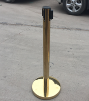 Poteau de barrière de file d'attente rétractable en acier inoxydable doré, support de barrière de file d'attente bancaire
