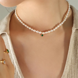 Collar de Lujo con Cadena de Acero Inoxidable y Perlas de Imitación, con Colgante de Circonita Cúbica, para Mujer - Regalo Moderno para Fiestas - Product Image 2