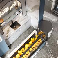 Agencement de Luxe Clé en Main pour Magasin de Fromages : Mobilier de Boucherie Laitière, Vitrines Personnalisées, Style Crème, pour Vente de Produits Alimentaires Spécialisés
