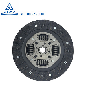 AIPSI OEM 301002S000 Precio al por Mayor Piezas de Transmisión Kit de Embrague para Automóvil Plato de Embrague 30100-2S000 para Nissan SUCCE - Product Image 1