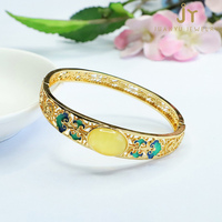 Bracelet creux en laiton plaqué or Bijoux de mode Bracelets en ambre cloisonné pour femmes Bracelets en ambre en pierre naturelle Vente en gros