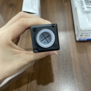 Cerradura Electromagnética Pequeña D4SL-N4EFA-DN, Interruptor de Seguridad para Puerta con Clasificación IP67, 24V 1.5A para Protección de Máquinas en Fábrica - Product Image 6