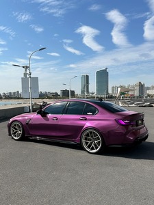 Vinilo para Rotulación de Vehículos, Rollo de Color Morado Medianoche, PET de Alto Brillo, 8.5mil, con Liberación de Aire, Autoadhesivo, para Recubrimiento Completo de Automóviles, Película que Cambia de Color - Product Image 4