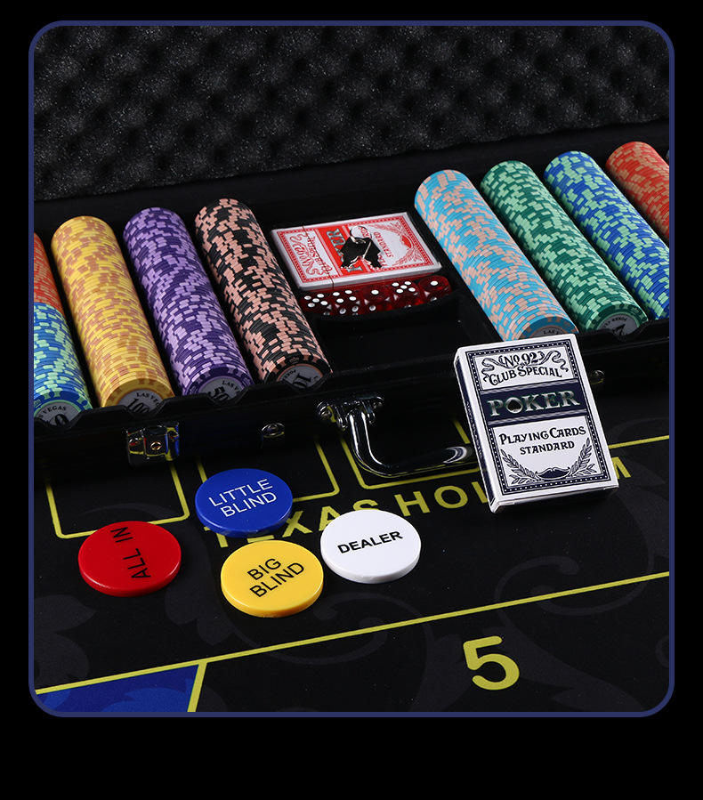 ชิปตัวเลขดินเหนียว 100 ชิ้น - กล่องใส สีดำ