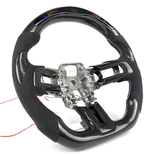 พวงมาลัยคาร์บอนไฟเบอร์พร้อมจอ LED สำหรับรถยนต์ฟอร์ด มัสแตง จีที ปี <span class=keywords><strong>2018</strong></span> 2019 2020 2021 2022 2023 ตกแต่งภายในรถสปอร์ต - Product Image 3