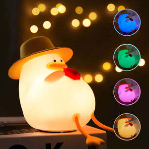 Bán Hàng Nóng Dễ Thương Bé Động Vật Silicone Vịt LED Ánh Sáng Ban Đêm Màu Sắc Ấm Áp Bàn Cạnh Giường Ngủ Đèn Cho Trẻ Em Kích Thước Nhỏ 5V Pin Điện PC - Product Image 4