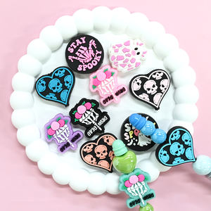 उच्च गुणवत्ता वाली थोक बिक्री फैशन रंगीन हेलोलीन भूत pvc Pvc फोकल beads - Product Image 2