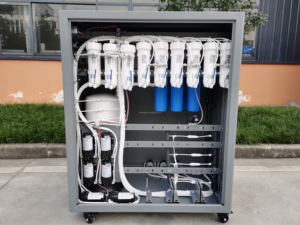 Usine 50LPH <span class=keywords><strong>Mobile</strong></span> Portable Dialyse Osmose Inverse Machine De Traitement De L'eau avec Lampe UV pour Dialyse - Product Image 6