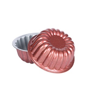 แม่พิมพ์เค้กกลีบดอกไม้เหล็กคาร์บอนเคลือบสารกันติด ถาดอบรูปดอกไม้ทรงกลม ใช้กับเตาอบได้ สำหรับเค้ก ขนมปัง ขนมปังปิ้ง - Product Image 1