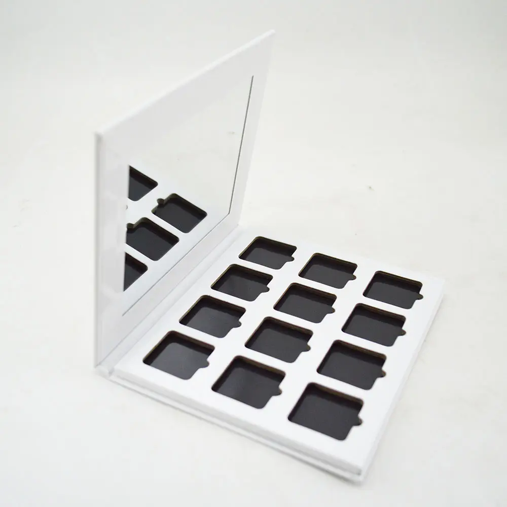 מותאם אישית 12 חורים מגנטי ריק איפור אריזת צבעים סיטונאי נייר Eyshadow מזרן אריזה עם Mirro
