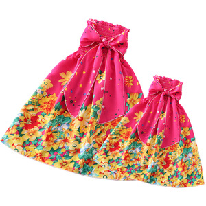 Vestidos de verano para padres e hijos con diseño de columpio bidireccional, top tipo tubo, cuello halter, tirantes, lazo, rayas/flores/puntos - Product Image 4