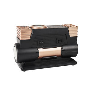 12V Luchtcompressor Met Verlichting Draagbare 12V Bandeninflator Met Drukmeting Voor Autobanden - Product Image 1