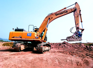 Distribuidor autorizado de fábrica SHANTUI SE370LC peso operativo 35 toneladas 36 toneladas 37 toneladas gran excavadora sobre orugas con motor Cummins - Product Image 4