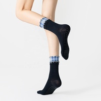 Chaussettes de Pilates personnalisées à double volant à carreaux, chaussettes de yoga antidérapantes pour femmes, chaussettes à grip en tricot côtelé, chaussettes de danse pour la barre de ballet OEM ODM