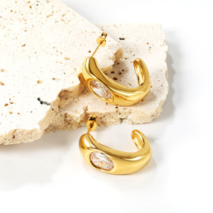 Pendientes de tuerca en forma de C, chapados en oro de 18 quilates, acero inoxidable, diseño geométrico, para mujer, joyería de moda. - Product Image 2