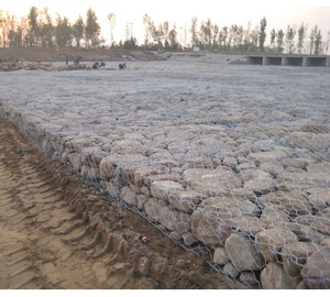 Rete Gabion in Filo di Ferro Zincato Saldato, 2.0-4.0mm, Apertura 10mm, per Controllo Inondazioni e Muri di Contenimento - Product Image 5