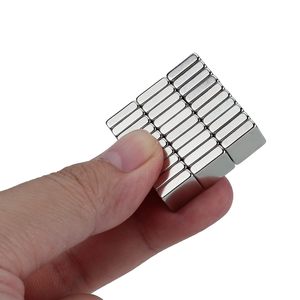 Magneti al Neodimio N35 di Terre Rare, 20 X 10 X 5 mm, Magneti a Bastoncino ad Alta Potenza - Product Image 5