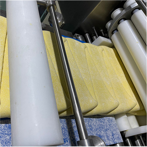 <span class=keywords><strong>Ligne</strong></span> <span class=keywords><strong>de</strong></span> production <span class=keywords><strong>de</strong></span> pâte feuilletée à grande échelle La <span class=keywords><strong>ligne</strong></span> <span class=keywords><strong>de</strong></span> stratification <span class=keywords><strong>de</strong></span> pâte entièrement automatique pour l'usine alimentaire peut être personnalisée - Product Image 6