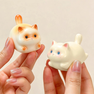 Cute Spinning Cat Donut Base <b>Desk</b> Decor Stress Relieving 3D Toy <b>For</b> Office <b>Car</b> Dashboard - Product Image 4