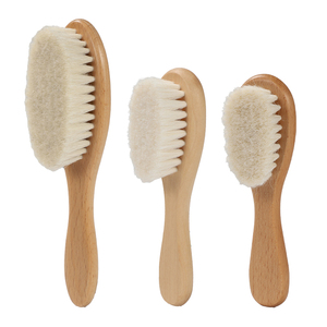 Vente en Gros Ensemble Peigne en <span class=keywords><strong>Bois</strong></span> 100% Naturel et <span class=keywords><strong>Brosse</strong></span> à Cheveux en Poils de Chèvre pour Bébé - Product Image 1