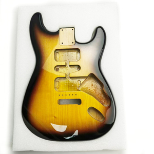Cuerpo de <span class=keywords><strong>guitarra</strong></span> eléctrica ST de aliso macizo de 2 piezas con acabado Sunburst de 2 tonos personalizado <span class=keywords><strong>para</strong></span> kits de construcción de <span class=keywords><strong>guitarra</strong></span> DIY - Product Image 2