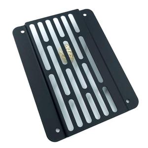 Cadre de plaque d'immatriculation Xinlu Auto Parts 177 mm en alliage d'aluminium, style sport, fixation universelle, noir - Product Image 5