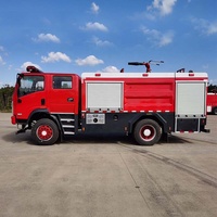 Camion de lutte contre l'incendie diesel 4x2 neuf, fourni directement par l'usine chinoise, avec une capacité de réservoir de plus de 10 000 L, à vendre