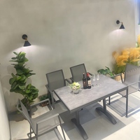 Ensemble de salle à manger d'extérieur moderne en aluminium, table et chaises pour cour, hôtel, villa