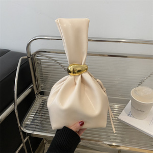 Sac à main design plissé vintage pour femmes, petit sac fourre-tout en cuir PU tendance, sacs de soirée élégants, sac seau pour le dîner - Product Image 2