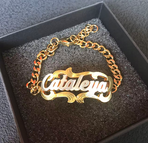 Braccialetti con Doppia Targhetta Personalizzabile in Acciaio Inox, Catena Cubana Bicolore, Regalo per Donne - Product Image 1