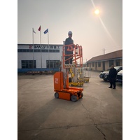 Plateforme élévatrice compacte autopropulsée à mât unique en aluminium, en stock, hauteur de travail 24 pieds/7,5 m, capacité 400 lb