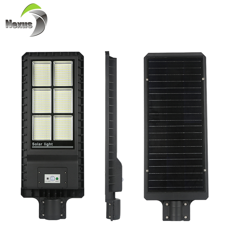 Contrôle de puissance élevée imperméable durable de route extérieure automatique 180w tout en un solaire a mené le réverbère